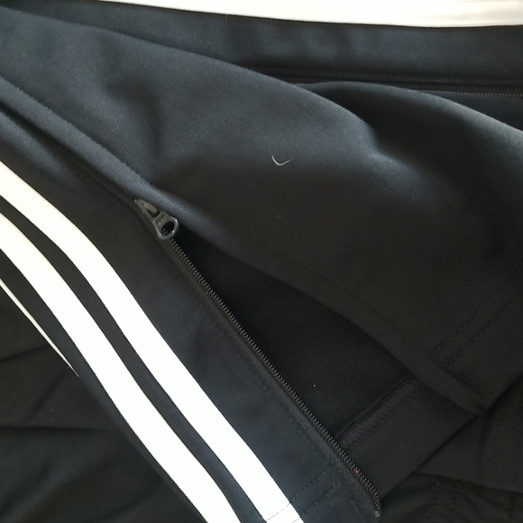 Men's Adidas pants - Picture 2 of 2